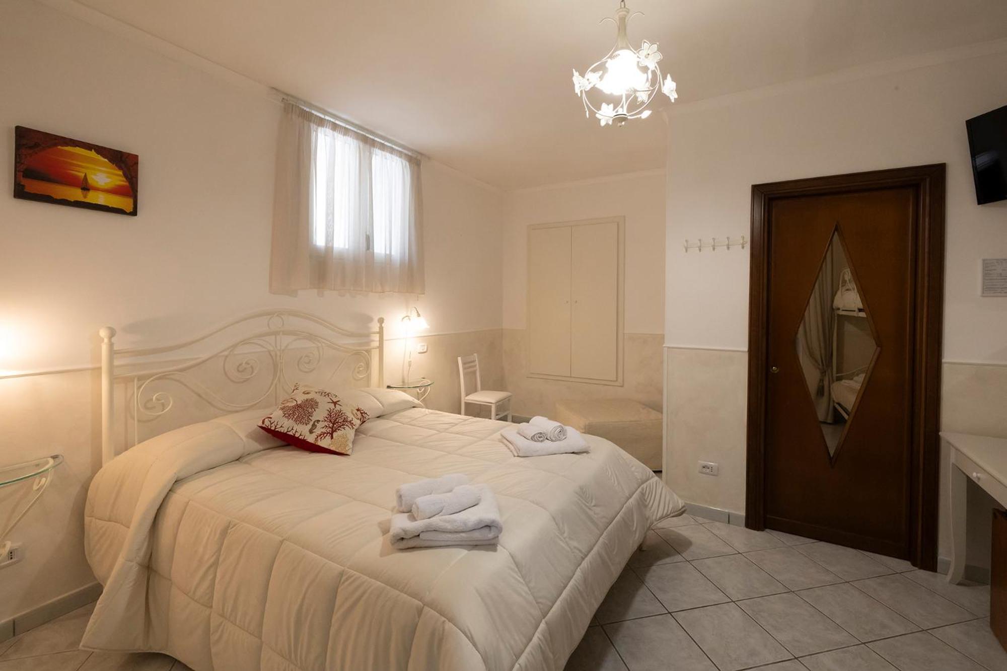 Le Marelle Hotell Furore Eksteriør bilde